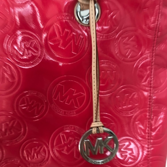 Michael Kors Embossed Monogram Handbag & Matching Wallet - Picture 5 of 8